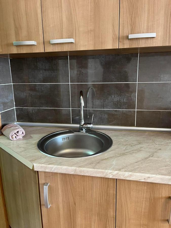 Centrum Apartments Prishtinë Ngoại thất bức ảnh